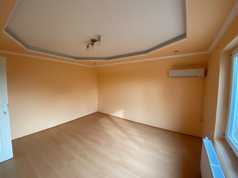 Недвижимость - Дома - Суботица: Двухэтажный дом в районе Мали Радановац