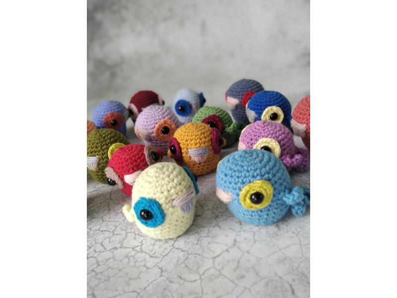 Товары для детей - Игрушки - Вязаный попугай