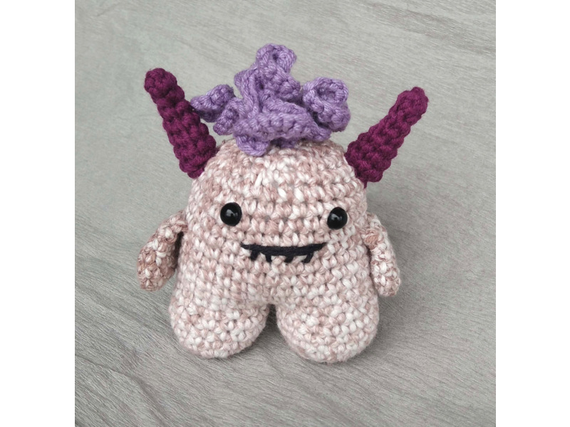 Товары для детей - Игрушки - Монстр кудрявый