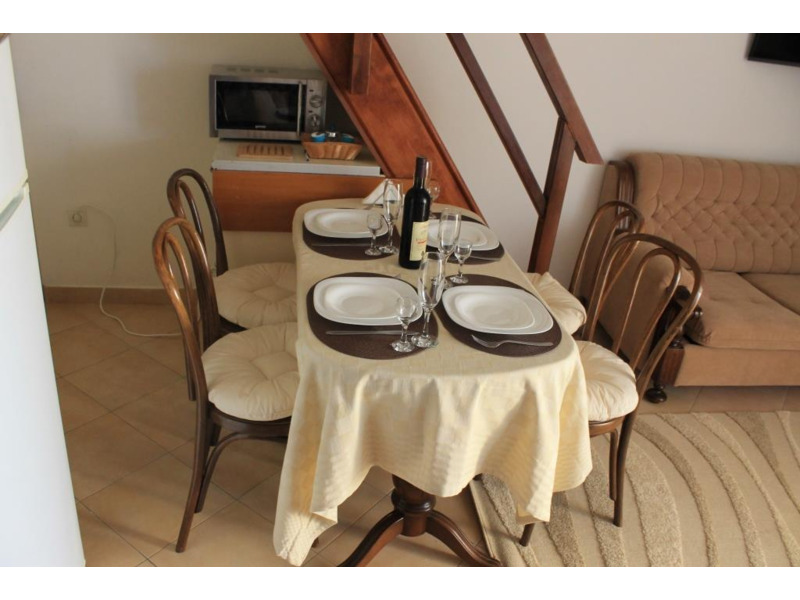 Недвижимость - Квартиры - Продается квартира в 50м от пляжа в Черногории