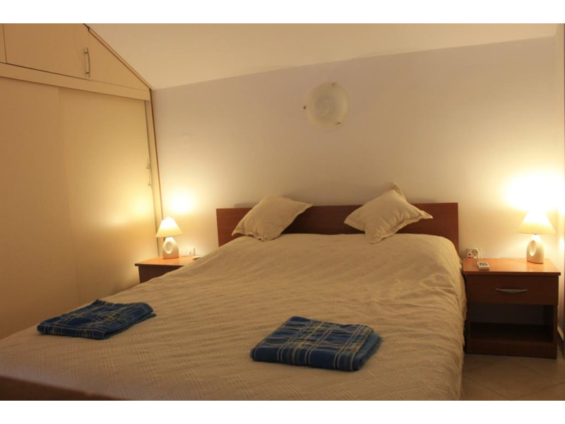 Недвижимость - Квартиры - Продается квартира в 50м от пляжа в Черногории