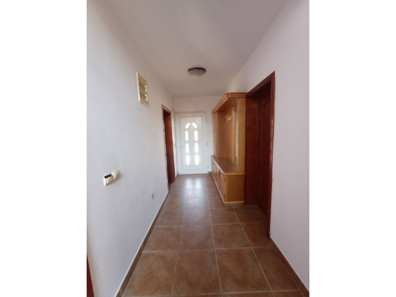 Недвижимость - Дома - Продается 2-этажный дом 220 м2 в Черногории (Бар)