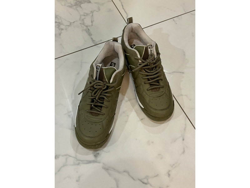 Одежда, обувь, аксессуары - Мужская обувь - Кроссовки 