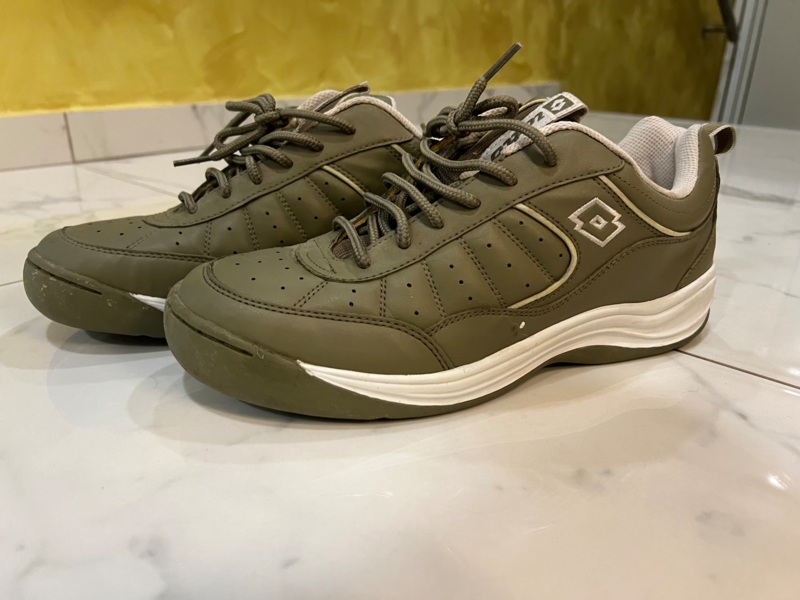 Одежда, обувь, аксессуары - Мужская обувь - Кроссовки 