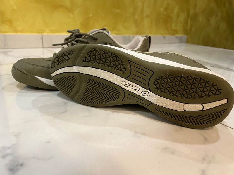 Одежда, обувь, аксессуары - Мужская обувь - Кроссовки 