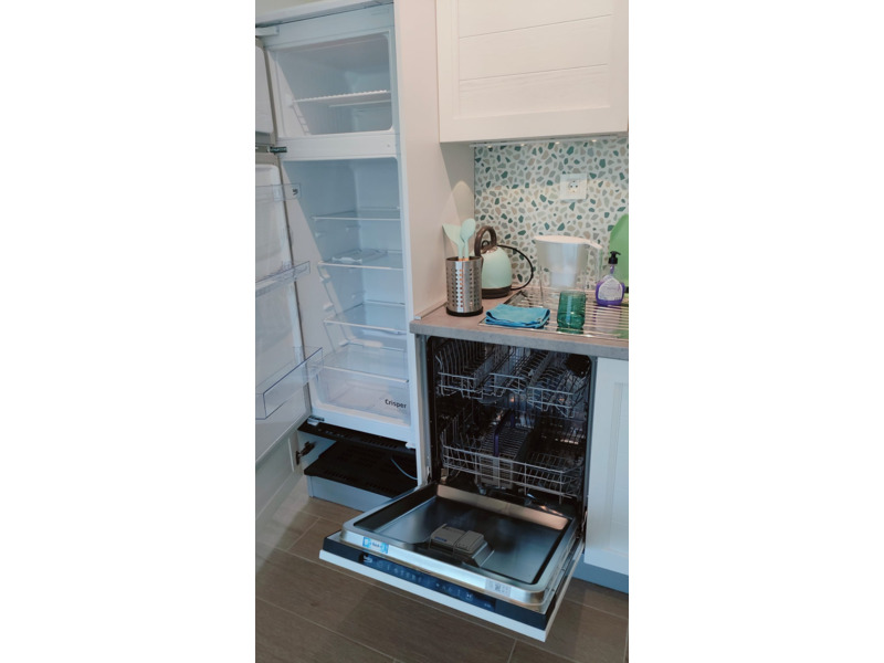 Недвижимость - Квартиры - Сдаю новую студию в Суботице