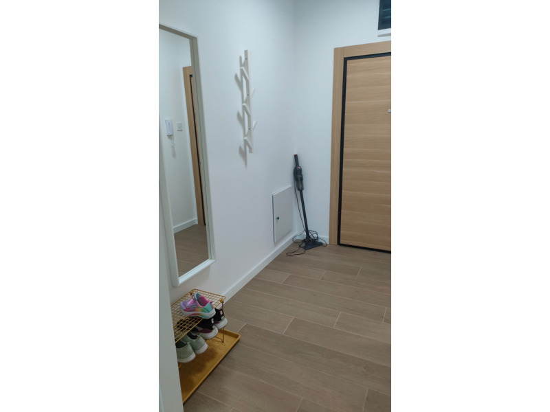 Недвижимость - Квартиры - Сдаю новую студию в Суботице