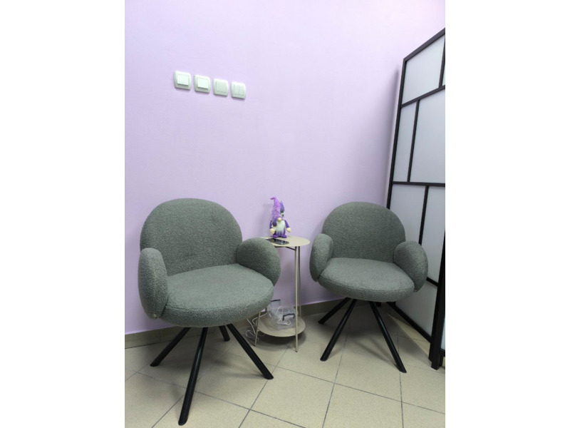 Недвижимость - Коммерческая недвижимость - Рабочие места для мастеров красоты