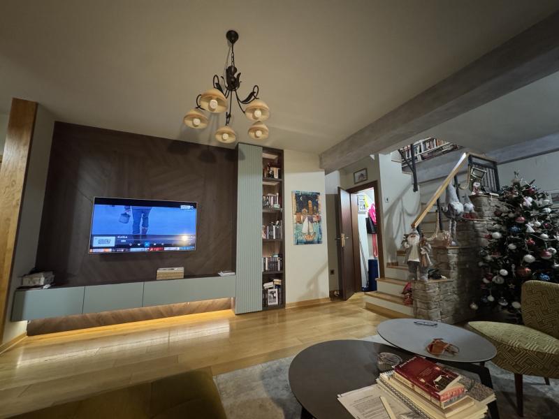 Недвижимость - Квартиры - 4-КОМНАТНАЯ КВАРТИРА, 100 м²