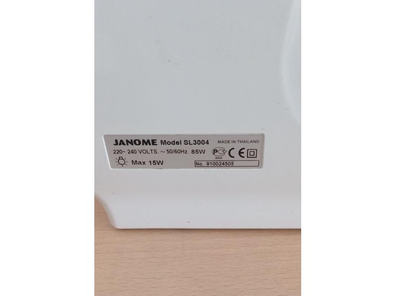 Электроника и техника - Бытовая техника - Швейная машина Janome Family SL3004 Silver Line 